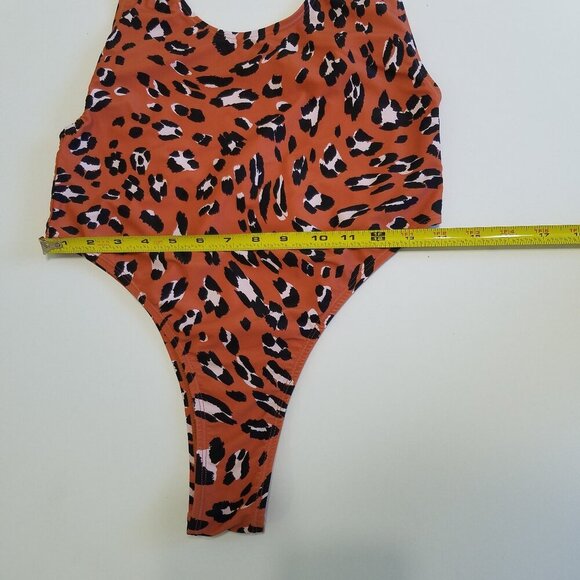 Fabletics Animal Print One-Piece Swimsuit Size M - Picture 4 of 7
